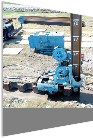 鋼矢板圧入引抜工法（広幅鋼矢板）（ウォータージェット併用工法）